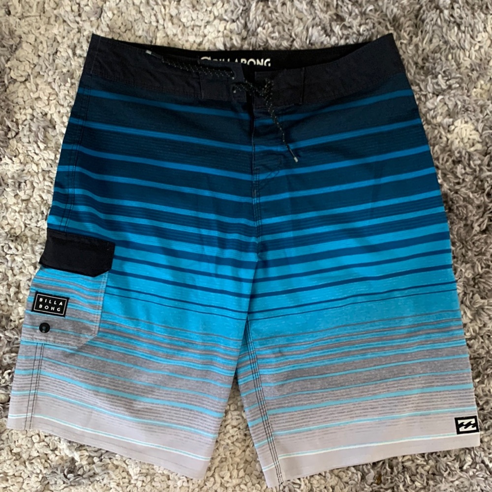 Billabong Board shorts (Like New!)